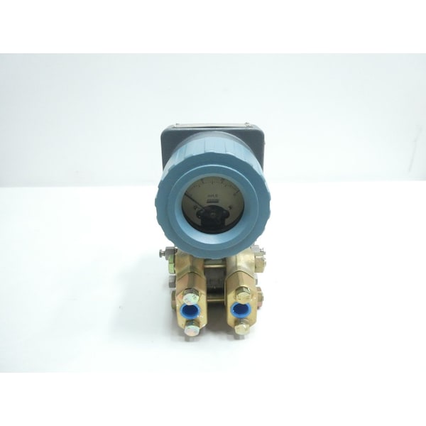 Foxboro 0-30IN-H2O 12.5-65V-DC DIFFERENTIAL PRESSURE TRANSMITTER 823DP-I3K1NL2-C - main